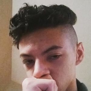 Meet your Posher, Justin